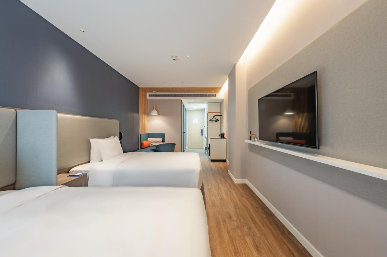 Holiday Inn Express Shanghai Expo Centre By Ihg מראה חיצוני תמונה